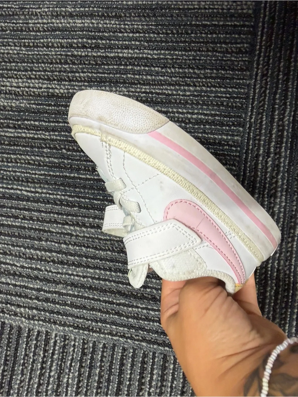 Nike Kids White and Pink Hook-and-Loop Sneakers